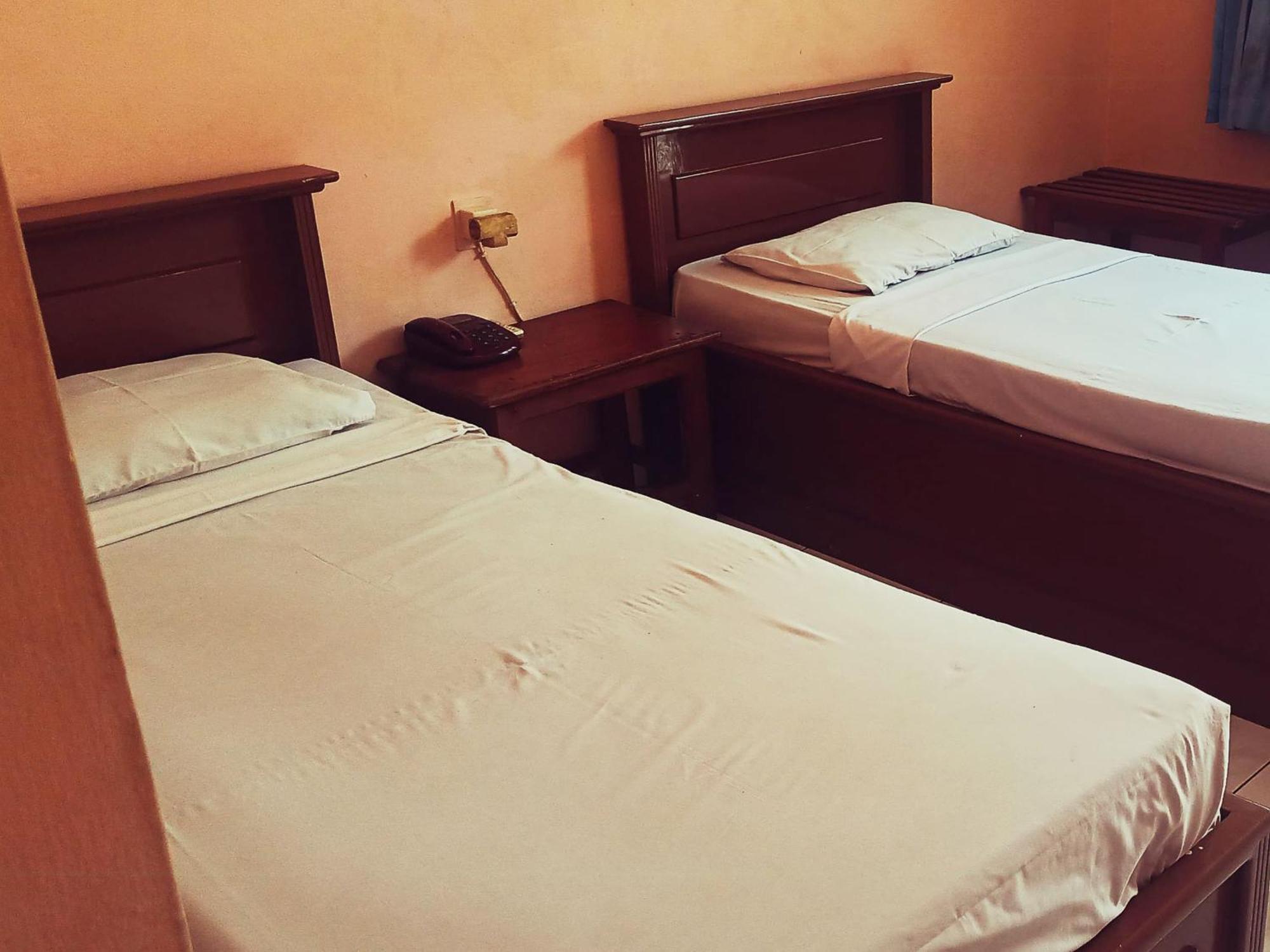 Hotel Wijaya Purwokerto Exterior foto